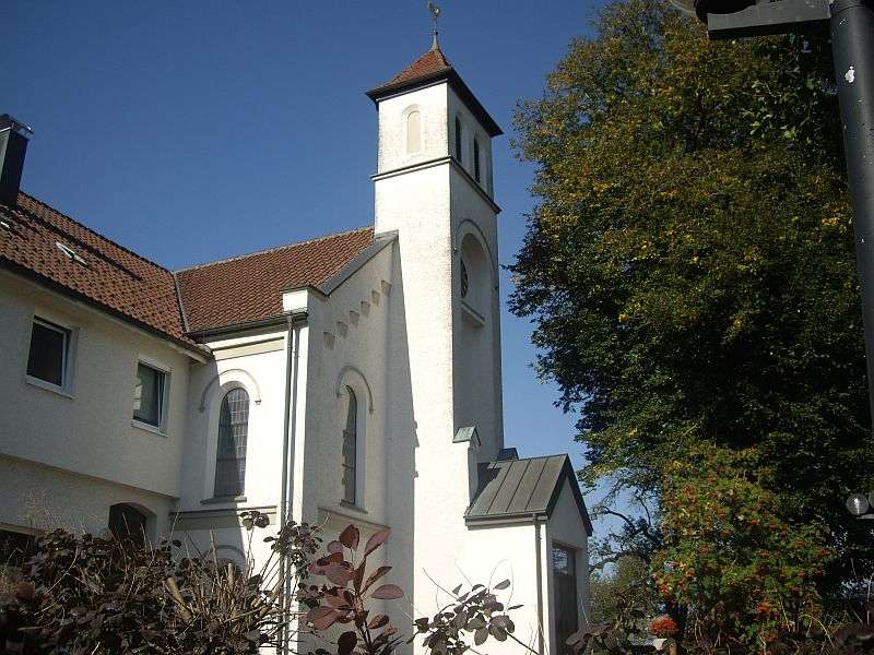  Ev. Kirche in Atzenweiler 